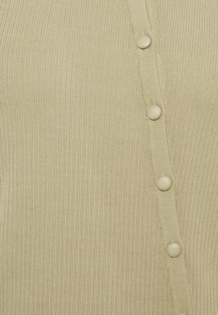 NA-KD DIAGONAL BUTTONED CARDIGAN - Gilet - Khaki 5 NA-KD DIAGONAL BUTTONED CARDIGAN - Gilet - Khaki – Image 5