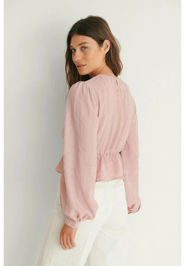 NA-KD Blouse - Dusty Pink 3 NA-KD Blouse - Dusty Pink – Image 3