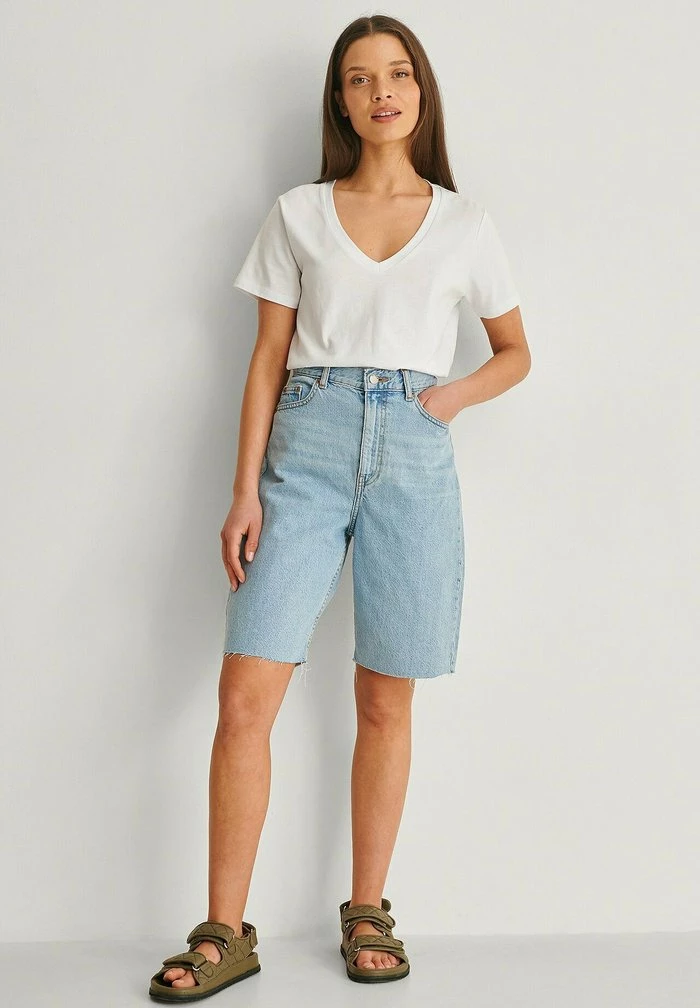 NA-KD T-shirt Basique - White 2 NA-KD T-shirt Basique - White – Image 2