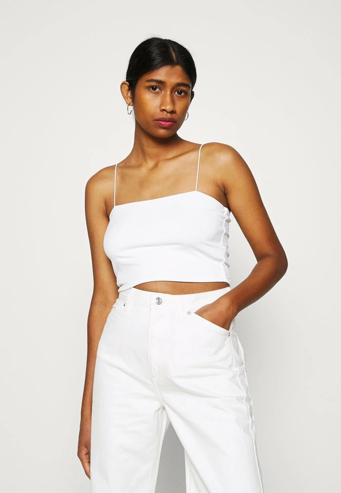 NA-KD SPAGHETTI STRAP CROPPED SINGLET - Débardeur - White 1 NA-KD SPAGHETTI STRAP CROPPED SINGLET - Débardeur - White
