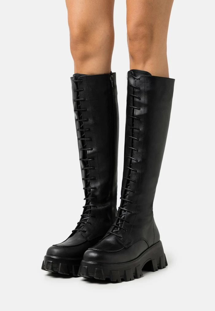 NA-KD CHUNKY LACE UP BOOTS - Bottes à Lacets - Black 1 NA-KD CHUNKY LACE UP BOOTS - Bottes à Lacets - Black