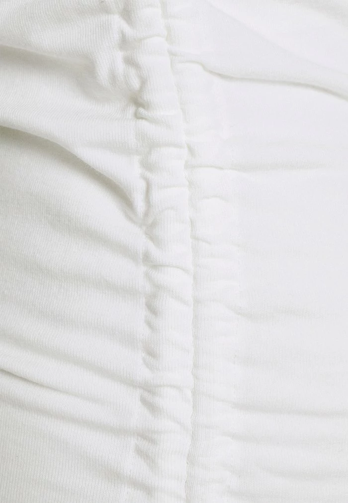 NA-KD XENIA - T-shirt à Manches Longues - Off White 7 NA-KD XENIA - T-shirt à Manches Longues - Off White – Image 7