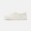 NA-KD BASIC TRAINERS - Mocassins - White -NA-KD Soldes Magasin 0d61d98f2bdf442a880687d1fe3c7db0