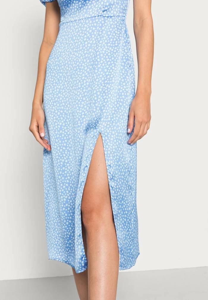 NA-KD SHORT PUFFY SLEEVE MIDI DRESS - Robe De Jour - Blue Dash 5 NA-KD SHORT PUFFY SLEEVE MIDI DRESS - Robe De Jour - Blue Dash – Image 5