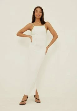 NA-KD Robe Longue - White