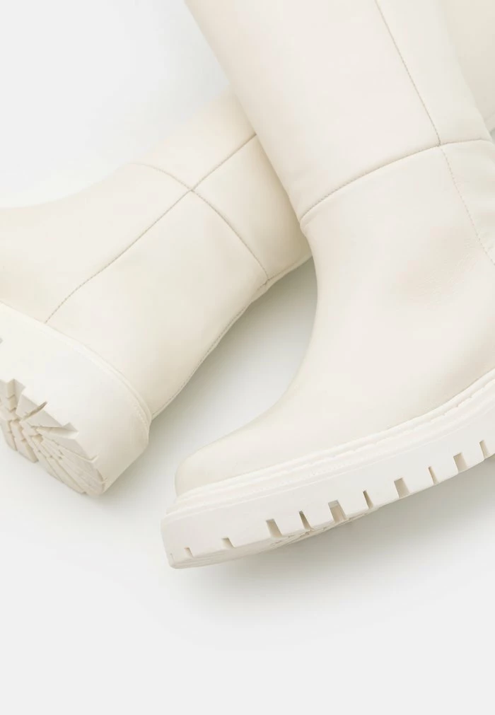 NA-KD WIDE FIT SHAFT BOOTS - Bottes - Cream 6 NA-KD WIDE FIT SHAFT BOOTS - Bottes - Cream – Image 6