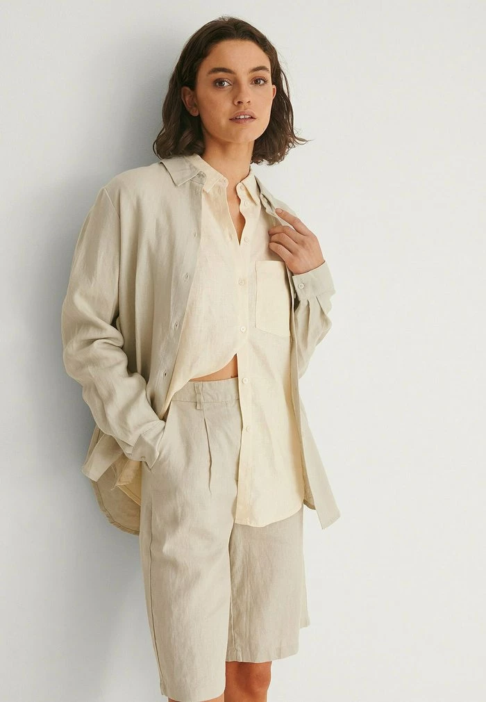 NA-KD BERMUDA - Short - Beige 3 NA-KD BERMUDA - Short - Beige – Image 3