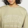 NA-KD SERENE - T-shirt Imprimé - Khaki 9 NA-KD SERENE - T-shirt Imprimé - Khaki -NA-KD Soldes Magasin 14c4c3689ab744e1a15cdbd615d1a6f8