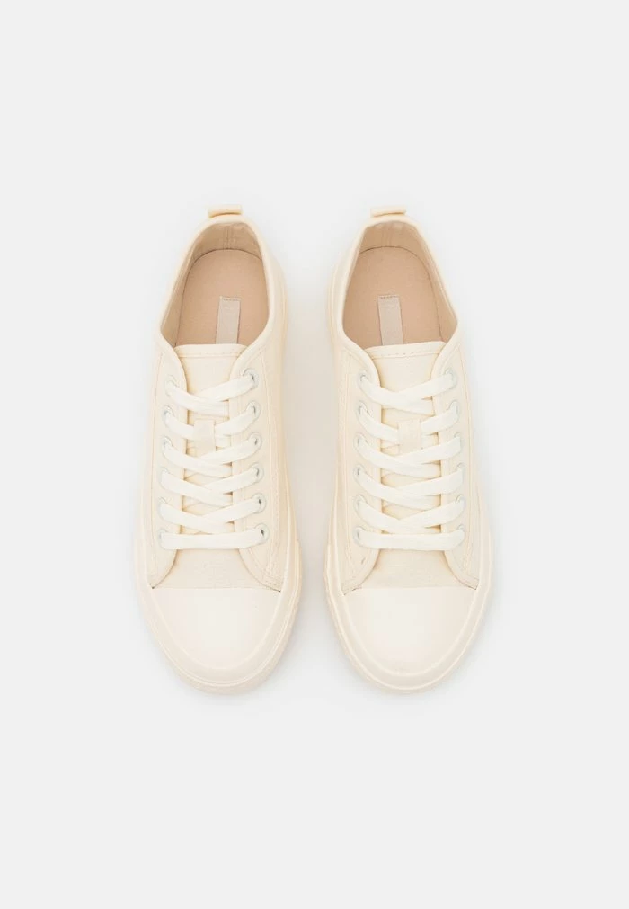 NA-KD LACE UP TRAINERS - Baskets Basses - White 6 NA-KD LACE UP TRAINERS - Baskets Basses - White – Image 6