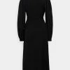 NA-KD PUFF SLEEVE OVERLAP DRESS - Robe De Jour - Black -NA-KD Soldes Magasin 1cc3d620f1df42ac821f299e93ad0614