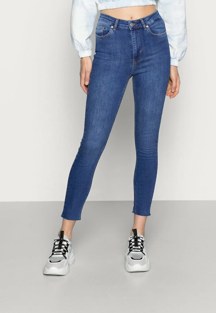 NA-KD HIGH WAIST - Jeans Skinny - Mid Blue 1 NA-KD HIGH WAIST - Jeans Skinny - Mid Blue