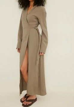 NA-KD Robe Longue - Nougat