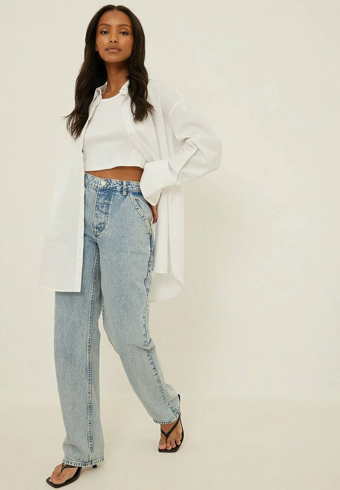 NA-KD MIT GERADEN TASCHEN - Jean Droit - Light Blue 3 NA-KD MIT GERADEN TASCHEN - Jean Droit - Light Blue – Image 3