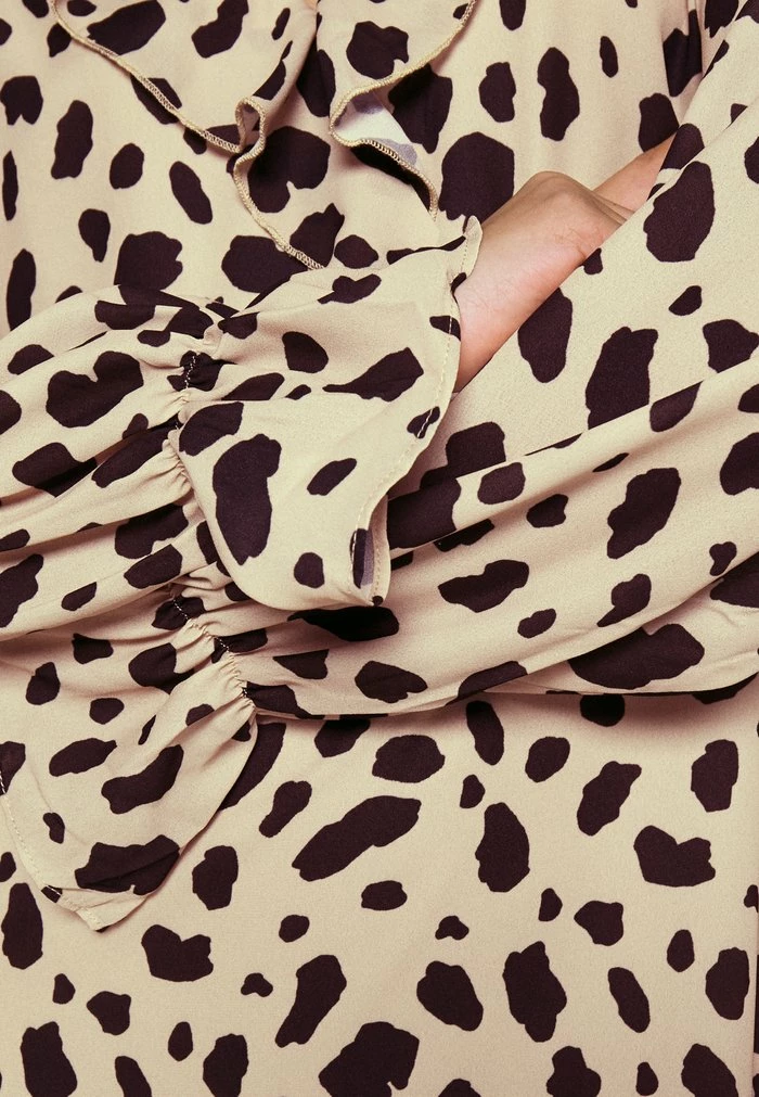 NA-KD WRAPPED FRILL DRESS - Robe De Jour - Multi-coloured 5 NA-KD WRAPPED FRILL DRESS - Robe De Jour - Multi-coloured – Image 5