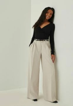 NA-KD MIT RÜSCHEN - Pullover - Black