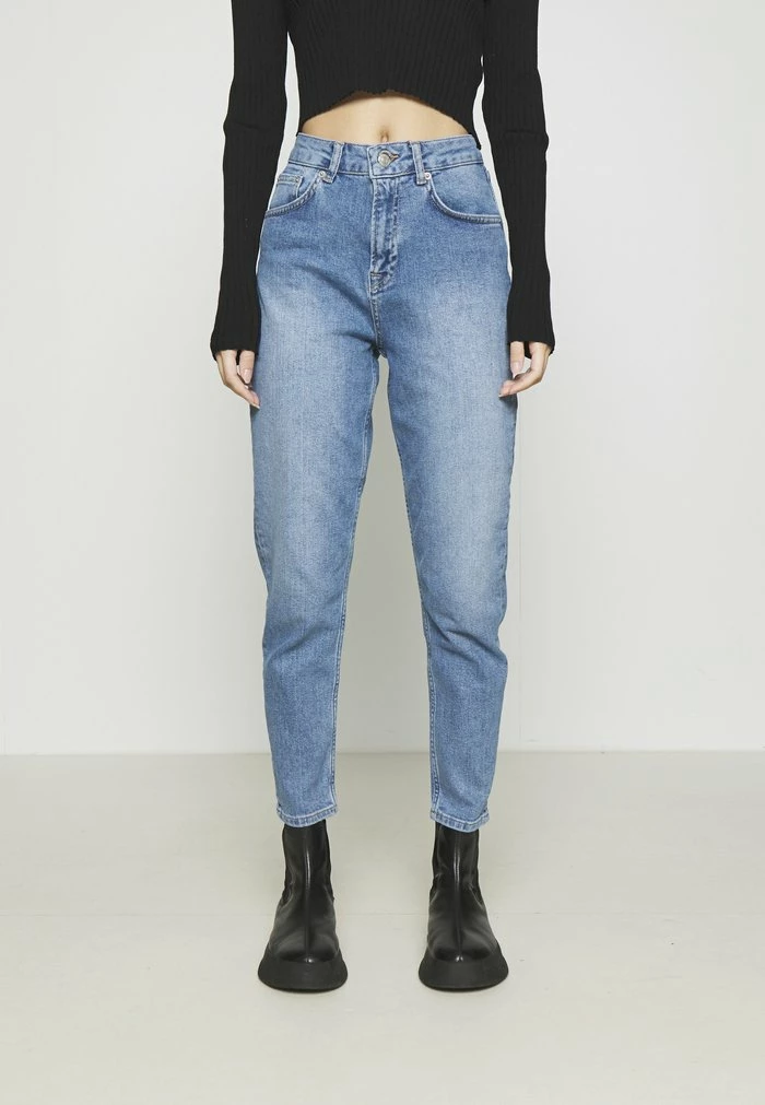 NA-KD MOM - Jeans Fuselé - Light Blue 1 NA-KD MOM - Jeans Fuselé - Light Blue