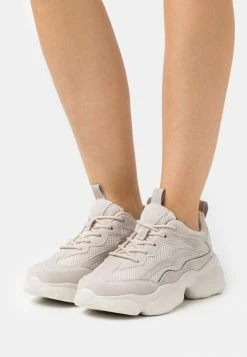 NA-KD REFLECTIVE DETAILED TRAINERS - Baskets Basses - Nude