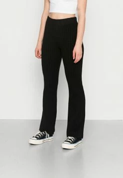 NA-KD SOFT PANTS - Pantalon Classique - Black