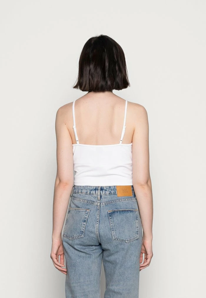 NA-KD DETAIL CROPPED SINGLET - Débardeur - White 3 NA-KD DETAIL CROPPED SINGLET - Débardeur - White – Image 3