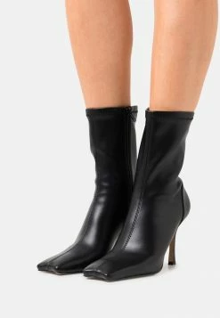 NA-KD HALF MOON BOOTS - Bottines - Black