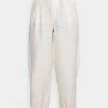 NA-KD BALLOON LEG PANTS - Pantalon Classique - Light Beige -NA-KD Soldes Magasin 323bfea693ba4f0896a8e4cfafaf812b