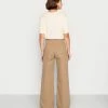 NA-KD PLEATED LONG - Jean Boyfriend - Dark Beige -NA-KD Soldes Magasin 328d99345d9049d8ad1f198040d1402d