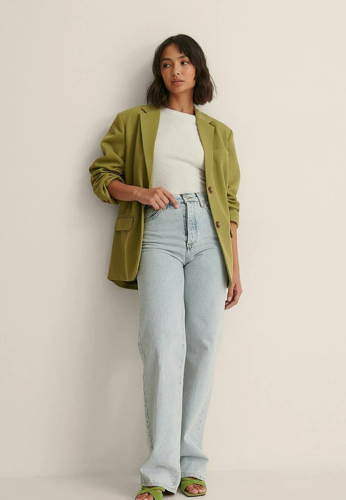 NA-KD T-shirt Basique - Offwhite 2 NA-KD T-shirt Basique - Offwhite – Image 2