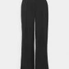 NA-KD WIDE PLEATED PANTS - Pantalon Classique - Black -NA-KD Soldes Magasin 34a5b778a2f24042a13e2f7bbe61feb9