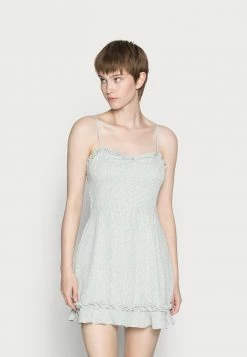 PAMELA REIF X NA-KD - RECYCLED RUFFLE NECKLINE THIN STRAP DRESS - Robe De Jour - Green