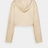 NA-KD CROPPED V NECK HOODIE - Sweat à Capuche - Beige -NA-KD Soldes Magasin 3b3f5944e2134cb989795bd67210fe16