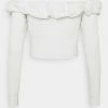 NA-KD OFF SHOULDER - T-shirt à Manches Longues - White -NA-KD Soldes Magasin 3b996d84020b4f69add3c0bf6783c9b3