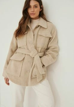 NA-KD MIT GÜRTEL - Veste Mi-saison - Light Beige