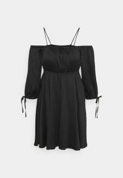 PAMELA REIF X NA-KD - OFF SHOULDER MINI DRESS - Robe De Jour - Black