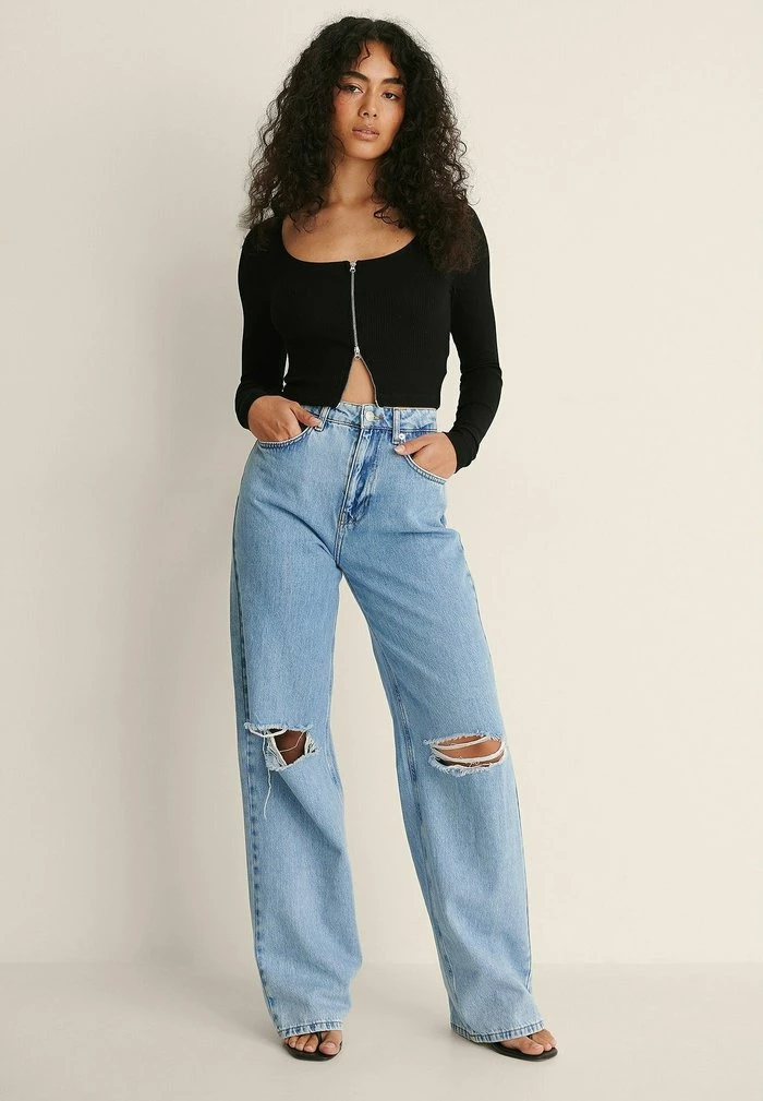 NA-KD T-shirt à Manches Longues - Black 2 NA-KD T-shirt à Manches Longues - Black – Image 2