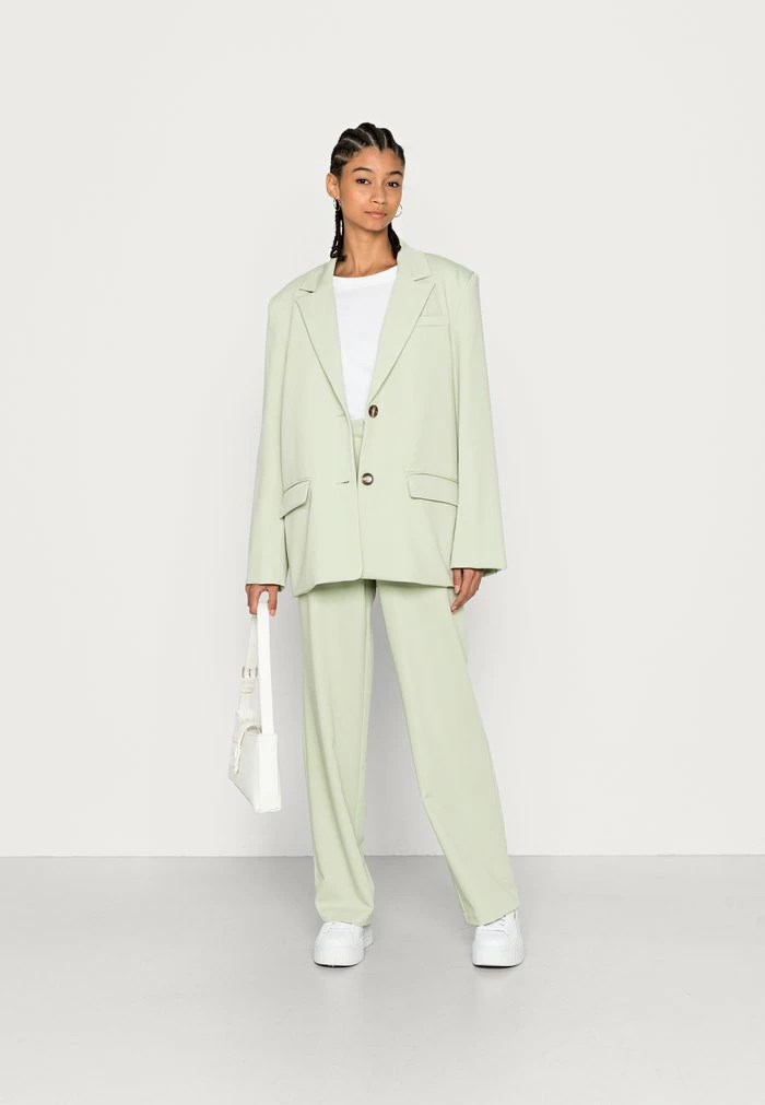 NA-KD STRAIGHT FIT OVERSIZED - Blazer - Khaki Green 2 NA-KD STRAIGHT FIT OVERSIZED - Blazer - Khaki Green – Image 2