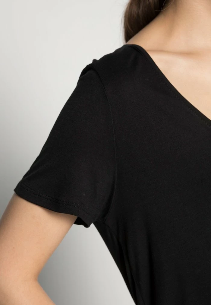 NA-KD 2 PACK V-NECK TEE - T-shirt Basique - Black/white 5 NA-KD 2 PACK V-NECK TEE - T-shirt Basique - Black/white – Image 5