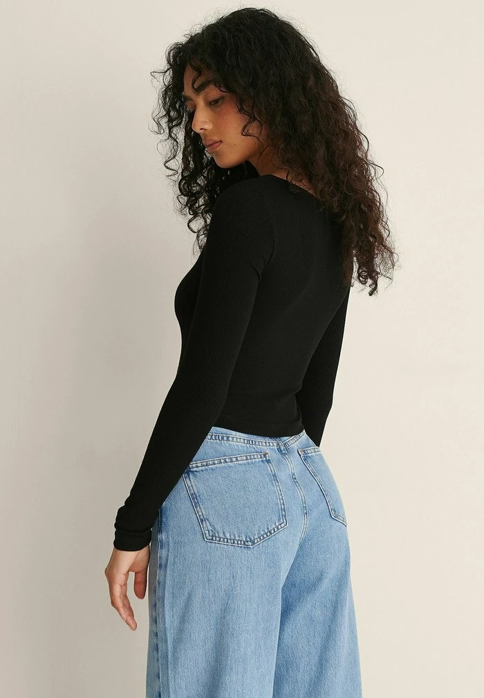 NA-KD T-shirt à Manches Longues - Black 3 NA-KD T-shirt à Manches Longues - Black – Image 3
