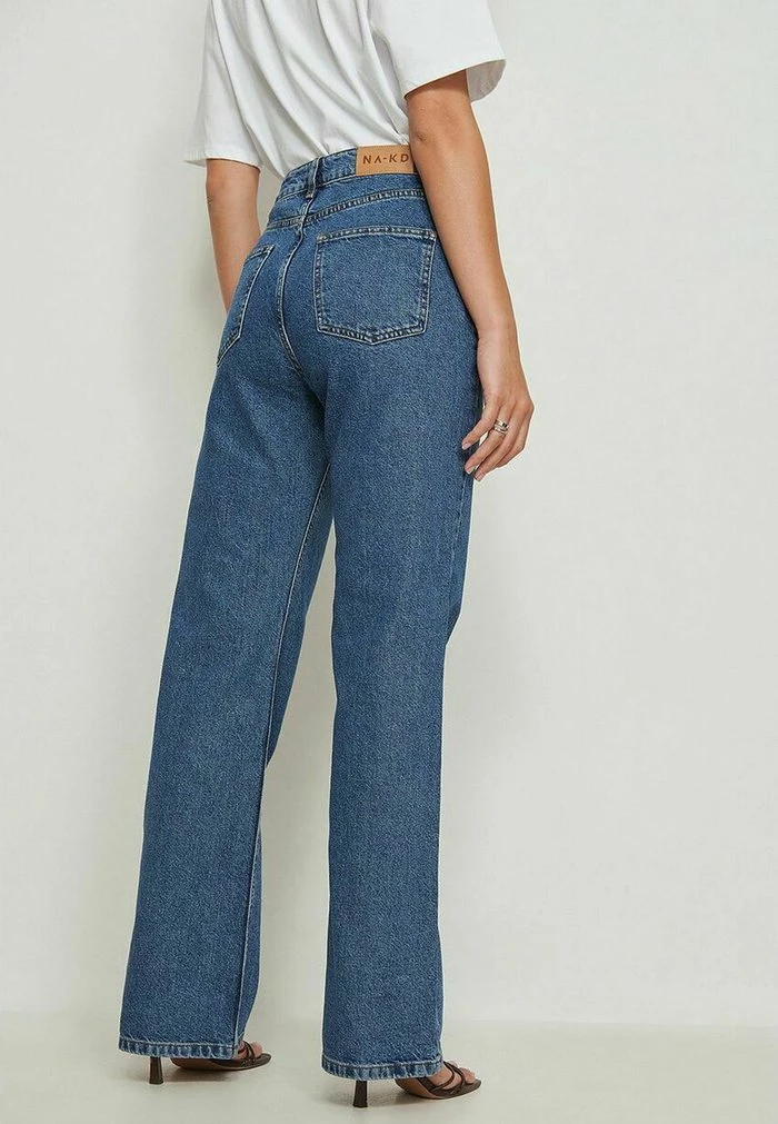NA-KD Jean Droit - Mid Blue 2 NA-KD Jean Droit - Mid Blue – Image 2