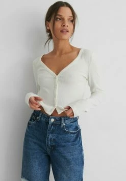 NA-KD MIT KNÖPFEN - Gilet - Offwhite