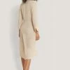 NA-KD Robe Chemise - Beige -NA-KD Soldes Magasin 4fe0f38f78694e50b48c0d60bedc23e1