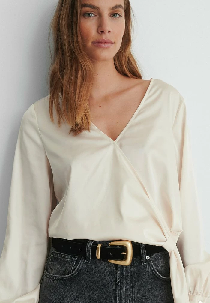 NA-KD Blouse - Beige 4 NA-KD Blouse - Beige – Image 4