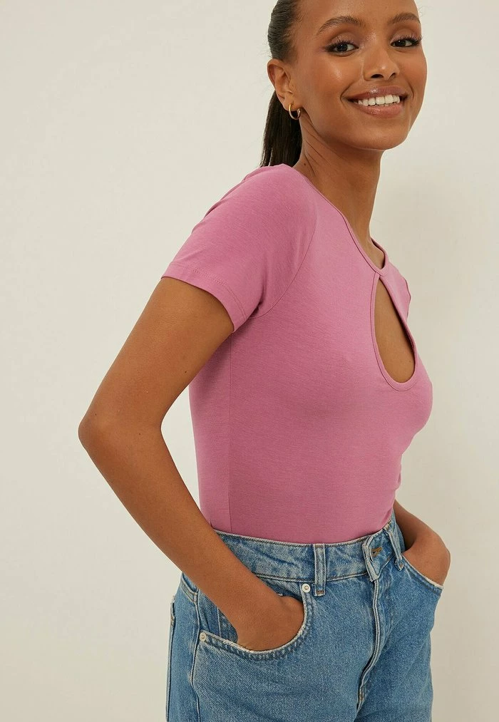 NA-KD KURZÄRMELIGES - T-shirt Imprimé - Pink 3 NA-KD KURZÄRMELIGES - T-shirt Imprimé - Pink – Image 3