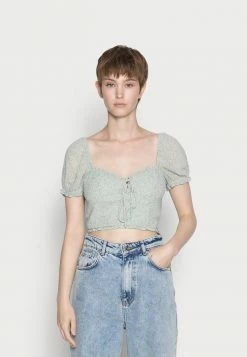 PAMELA REIF X NA-KD - DETAIL CROPPED - Blouse - Green