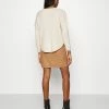 NA-KD KNOT SKIRT - Minijupe - Beige 7 NA-KD KNOT SKIRT - Minijupe - Beige -NA-KD Soldes Magasin 5bf8d21f2be54aa6a983dfad2623a512