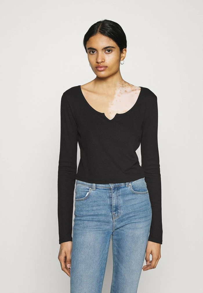 NA-KD T-shirt à Manches Longues - Black 1 NA-KD T-shirt à Manches Longues - Black