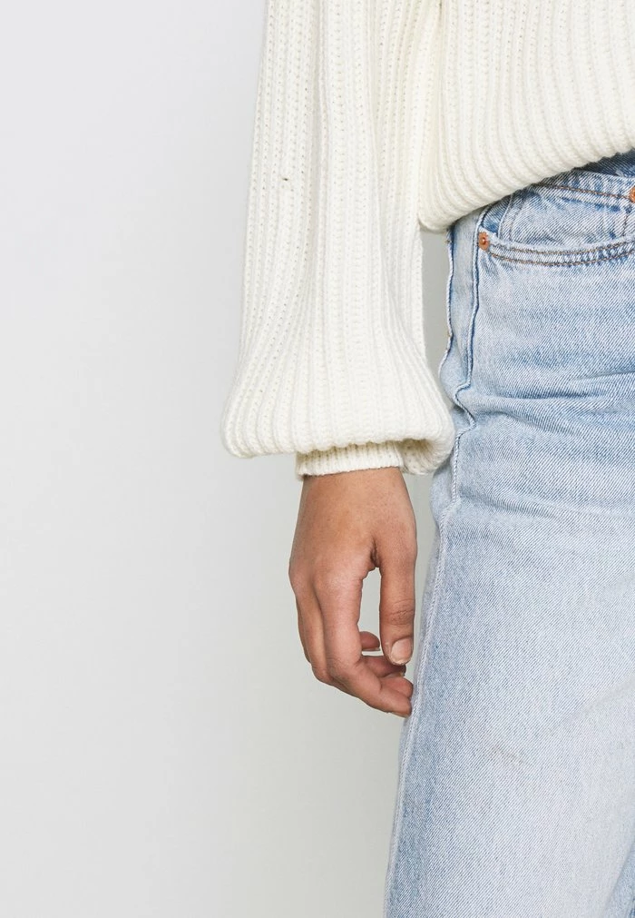 NA-KD MATIAMU BY SOFIA - Pullover - White 4 NA-KD MATIAMU BY SOFIA - Pullover - White – Image 4