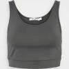 NA-KD X ZALANDO EXCLUSIVE CROPPED - Débardeur - Dark Grey -NA-KD Soldes Magasin 63880aa4f1b34a38803fc5e13c587827