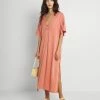 NA-KD CAFTAN MIDI DRESS - Robe De Jour - Rust -NA-KD Soldes Magasin 66f8ecaf3de346f9b3f69d303d6c69f1