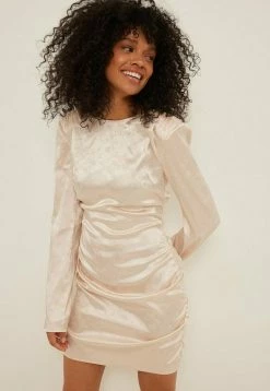 NA-KD Robe De Soirée - Champagne