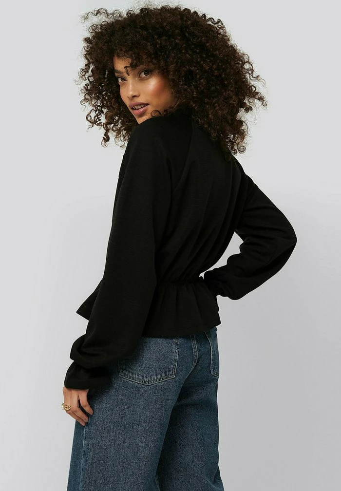 NA-KD T-shirt à Manches Longues - Black 3 NA-KD T-shirt à Manches Longues - Black – Image 3